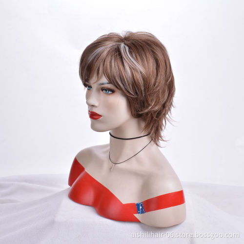 The 2018 best-selling reddish-brown short straight synthetic fiber wig is used daily